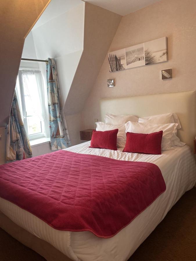 Hotel De La Pointe Du Grouin Cancale Bagian luar foto