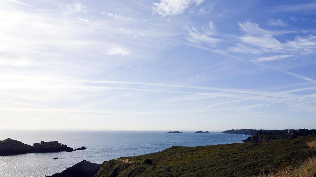 Hotel De La Pointe Du Grouin Cancale Bagian luar foto